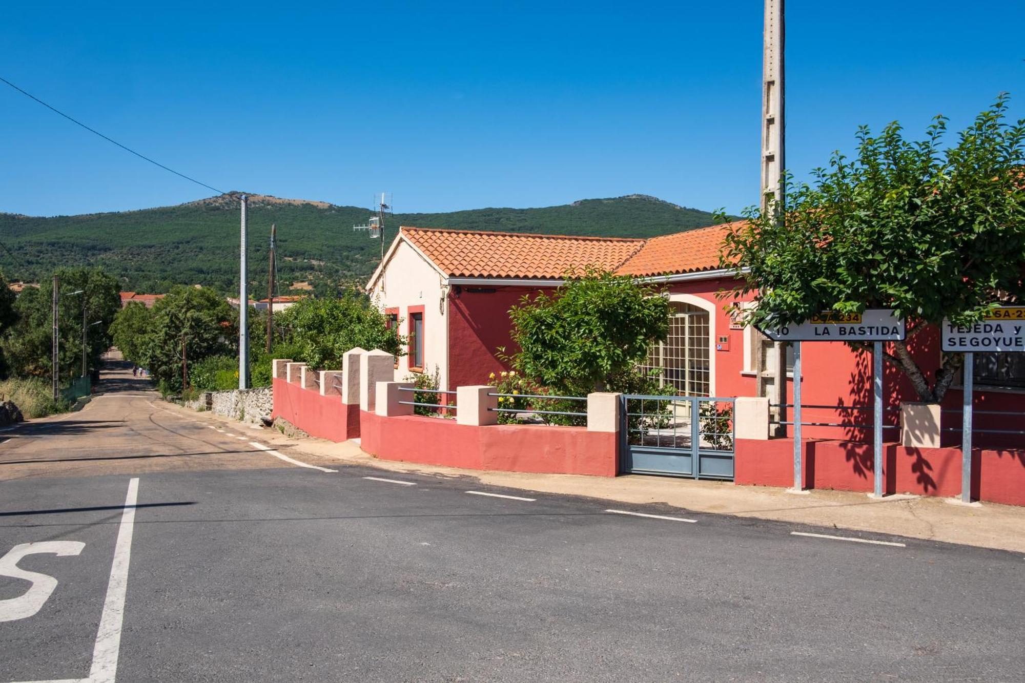 Casa Rural Rinconada La Rinconada de la Sierra Eksteriør billede
